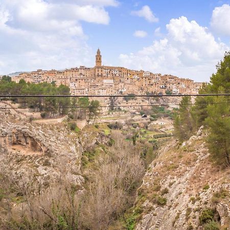 Beautiful Home In Bocairent With Kitchen Bagian luar foto