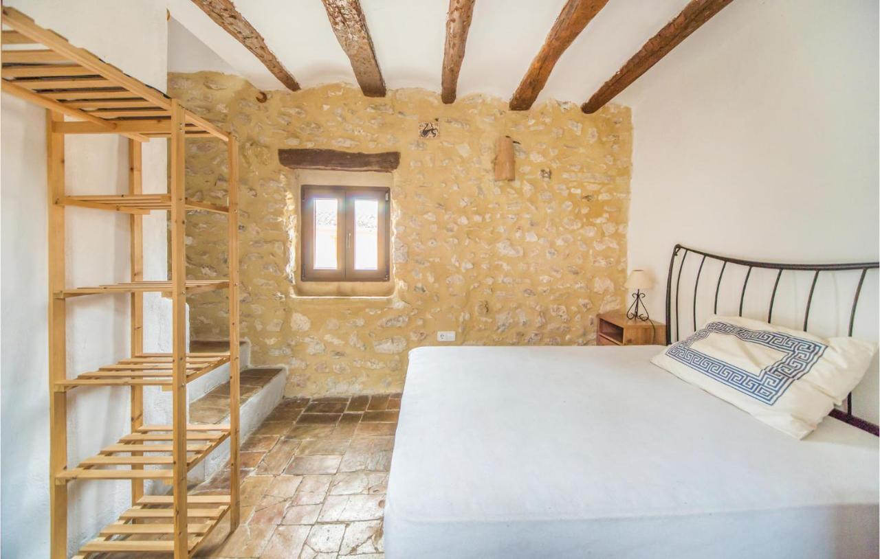 Beautiful Home In Bocairent With Kitchen Bagian luar foto